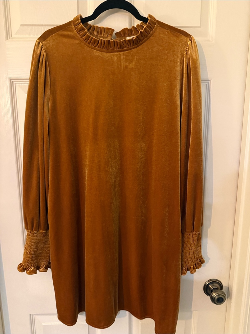 Jodifl Gold/Toffee Velvet Shift Mini Dress